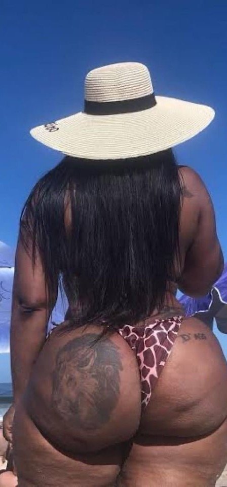 Bikini Booty Queen Brings That Cherokee Heat 40