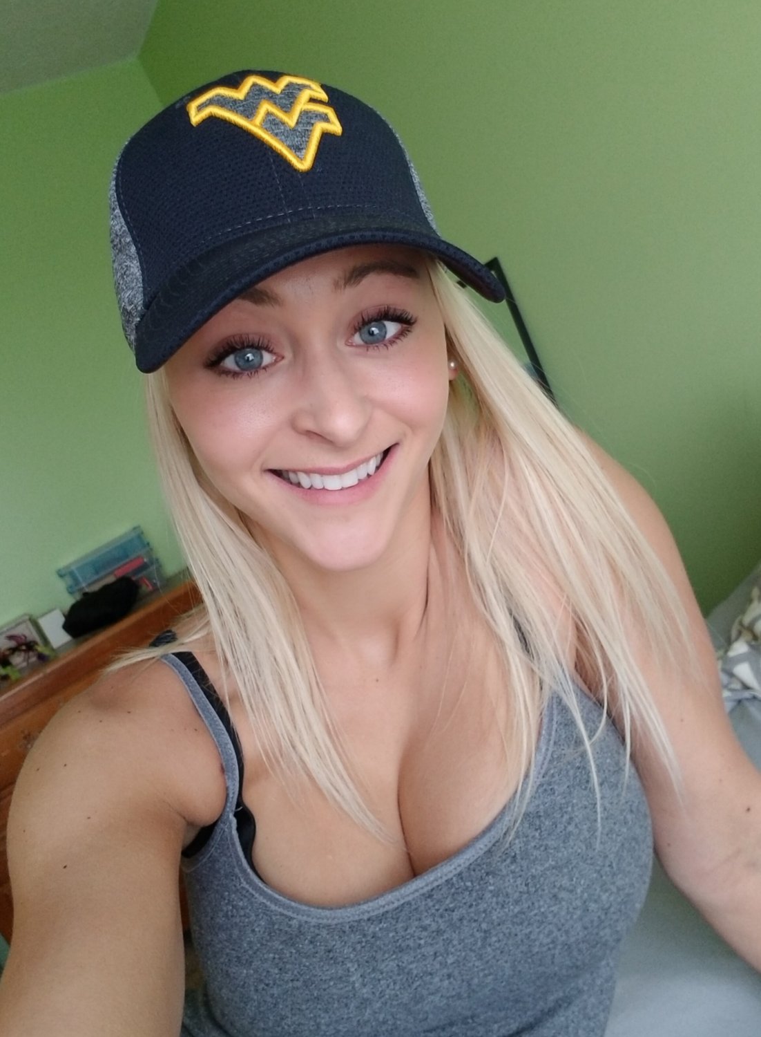 Bre Bee’s Selfie Is Just the Beginning 72