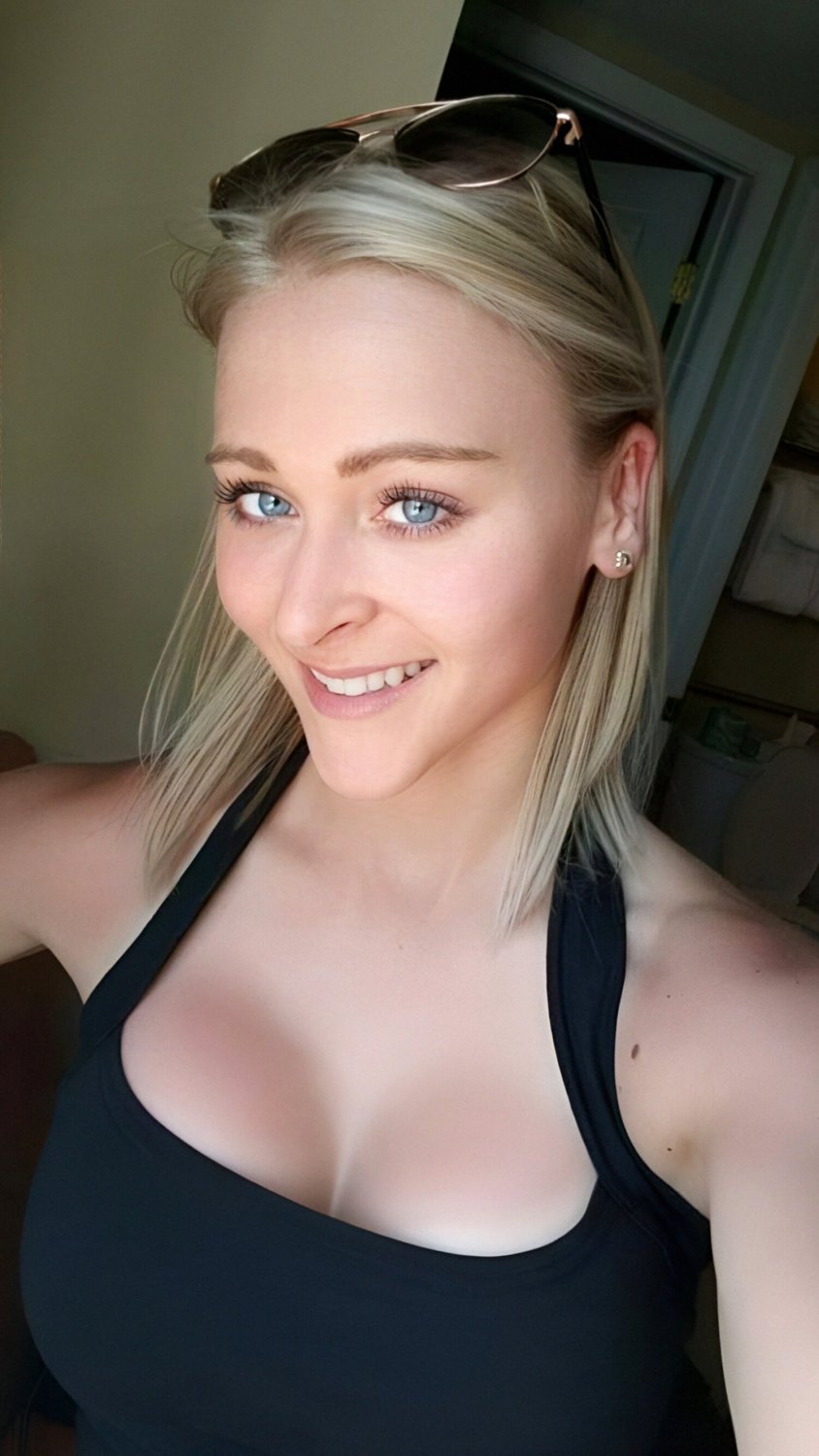 Bre Bee’s Selfie Is Just the Beginning 76