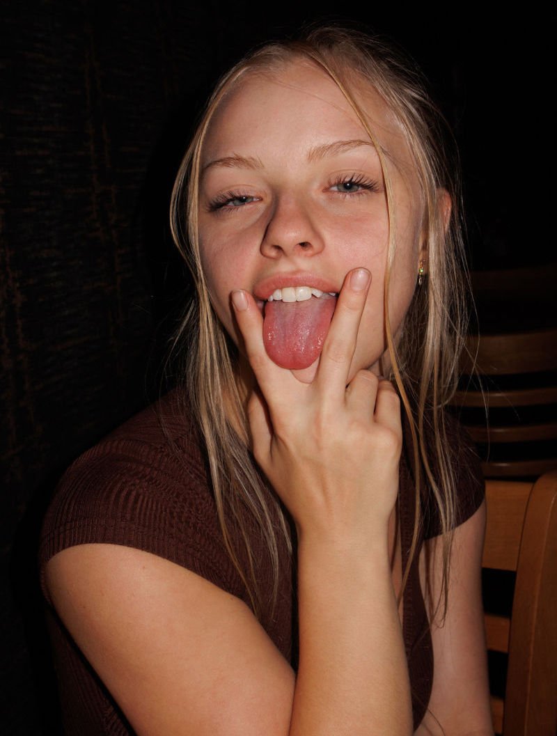 adolescente loira fantástica em caseiro 1