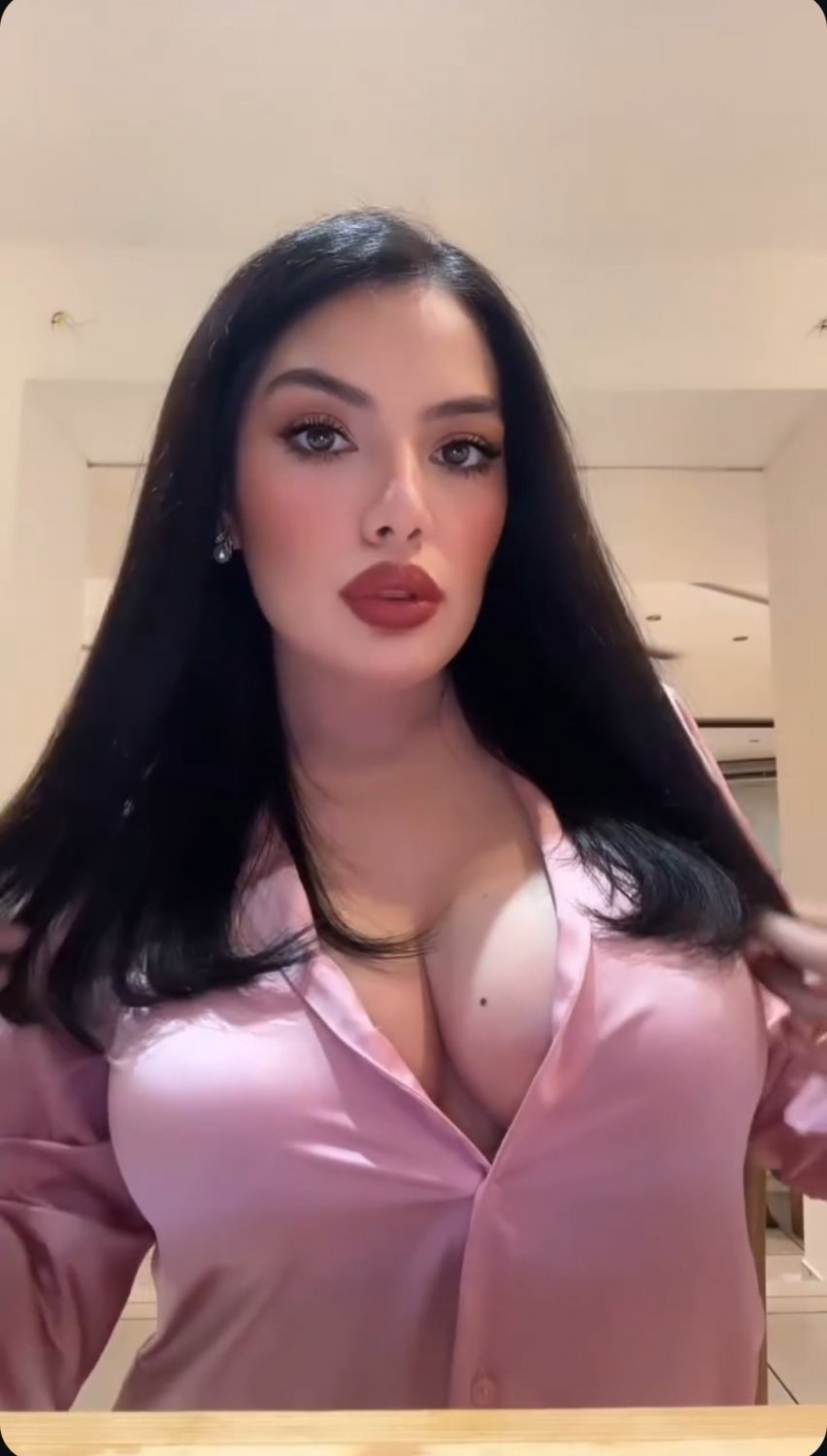 (°) (°) ¡ELEGANTE!🤤🤤 4