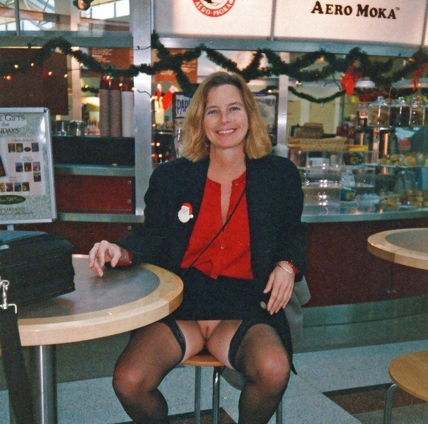 Abby scopre tutti la sua vagina 20