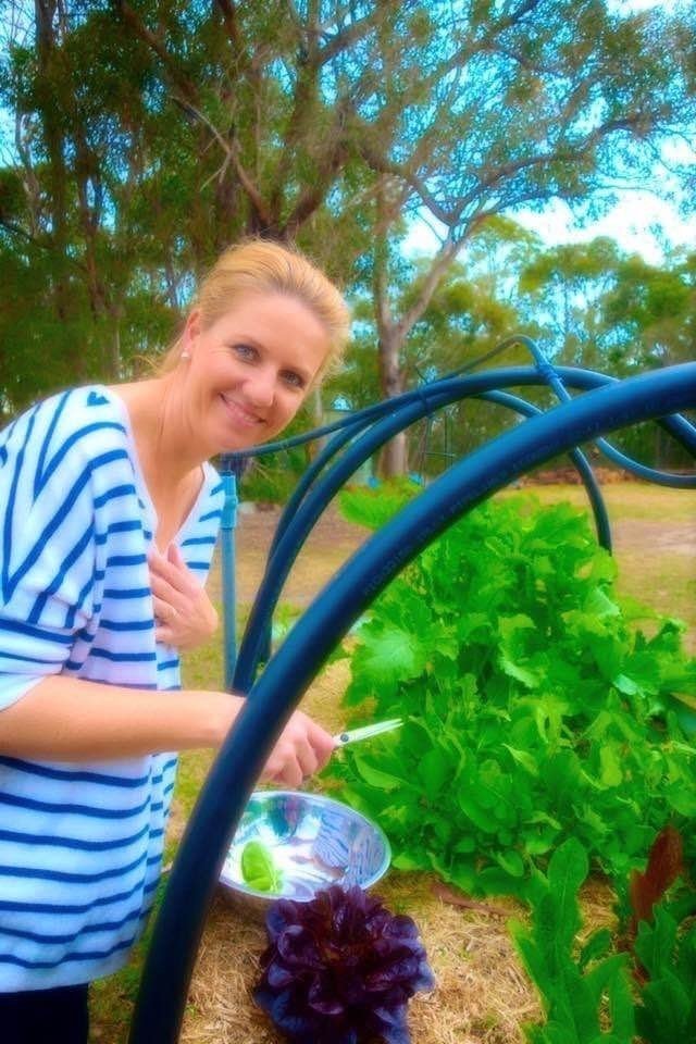 Melissa A. ist 46 Jahre alt und kommt aus Sydney, Australien. 12