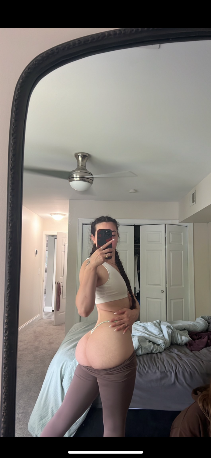 axellevanessa-nurse hoe. dm si vous l'avez 23