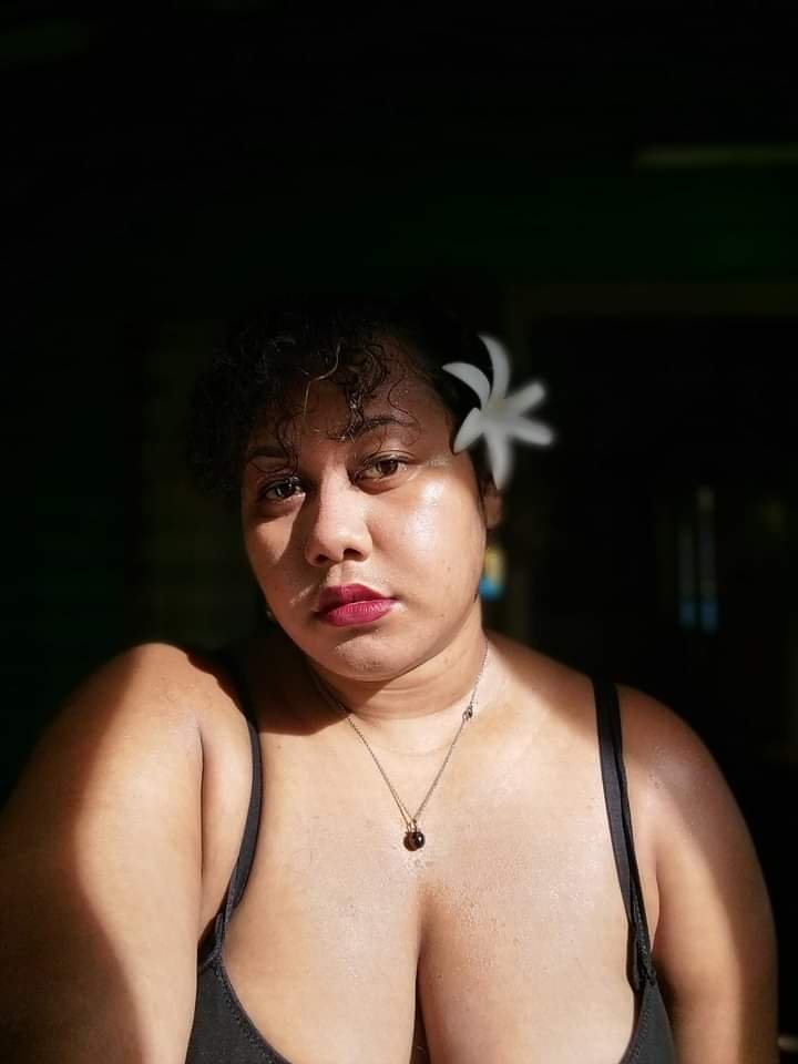 Fijian BBW’s Curves in Sizzling Fiji Fuck Action 8