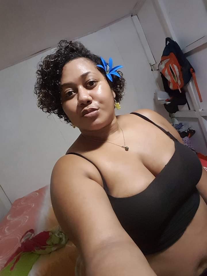 Fijian BBW’s Curves in Sizzling Fiji Fuck Action 13