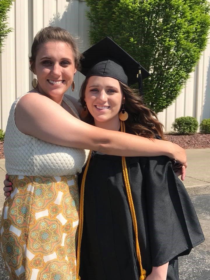 Mallory S. è una grassa stronza sposata del KY 5