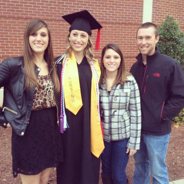 Mallory S. è una grassa stronza sposata del KY 7