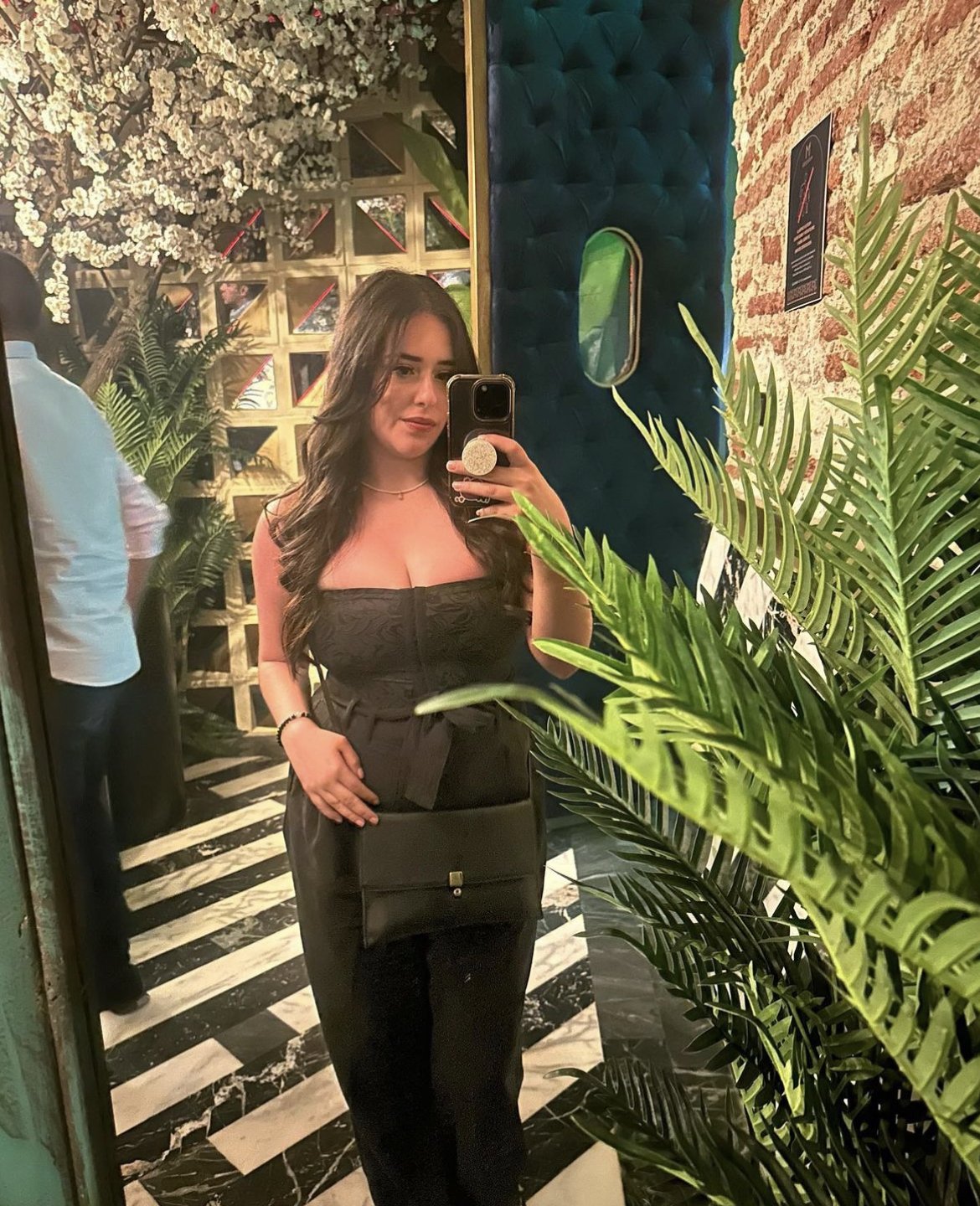 Benim Güzel Bosomy Kardeşim (24) 3