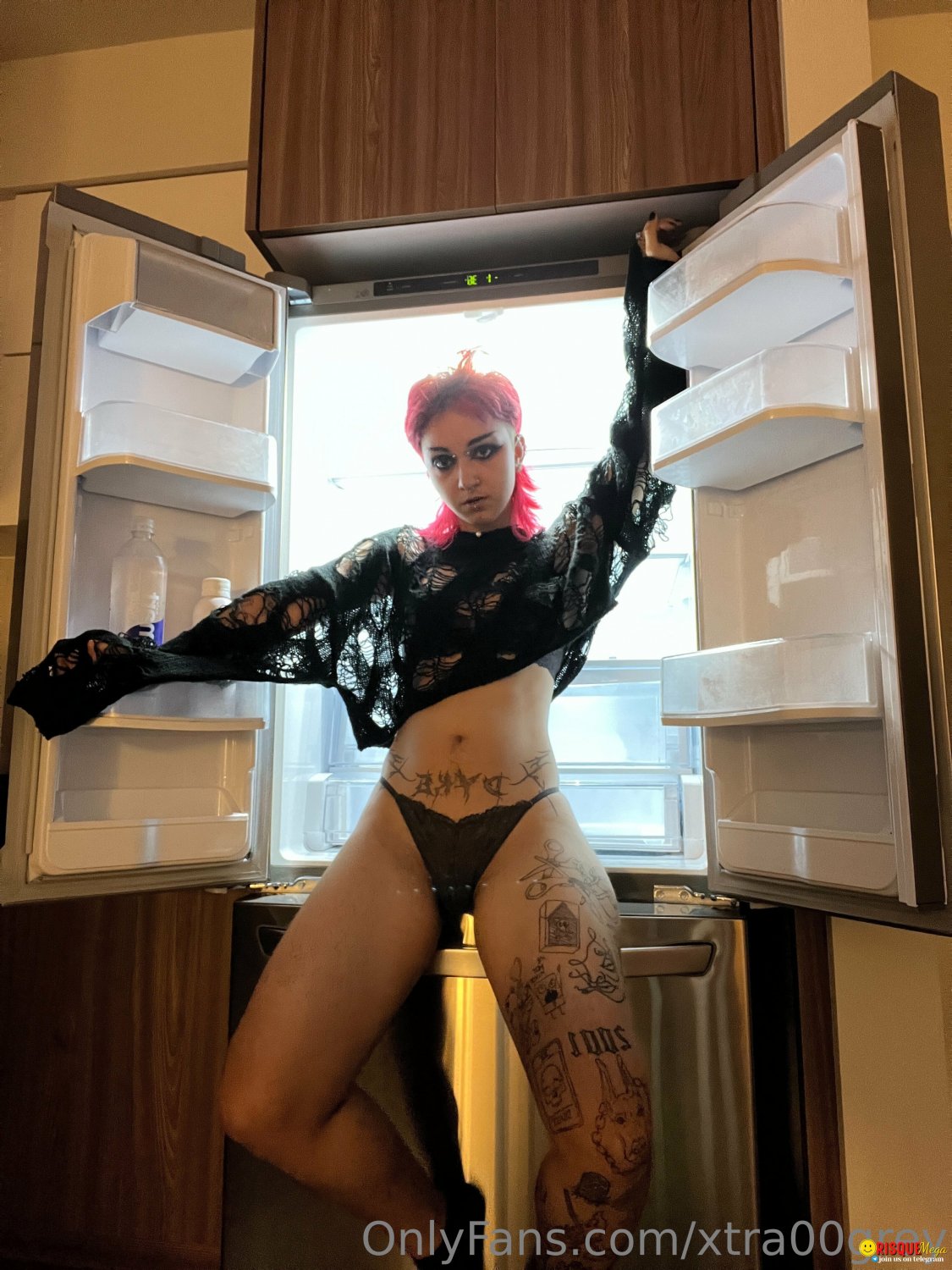 Tattooed Goth Girl Fucks in Hard Action 6