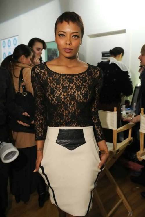 Eva Shows Her Sweetest Side 10