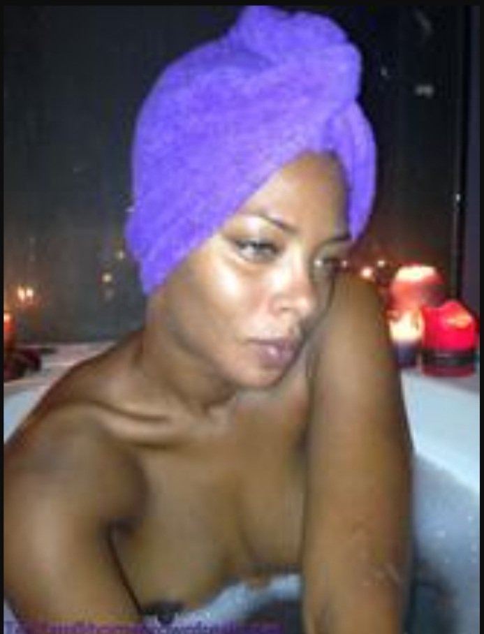 Eva Shows Her Sweetest Side 15