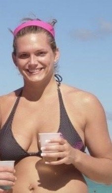 Drunk Wife Gets Wild at the Club While Hubby’s Away 12