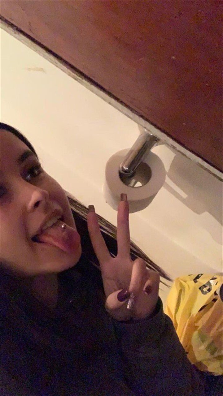 アルゼンチンのヴィッキーとのアナルパッション—クイーンのようにライド 35