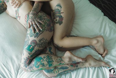 Lua/Nettuno-Il corpo incontra l'anima (Suicide Cuties) 9