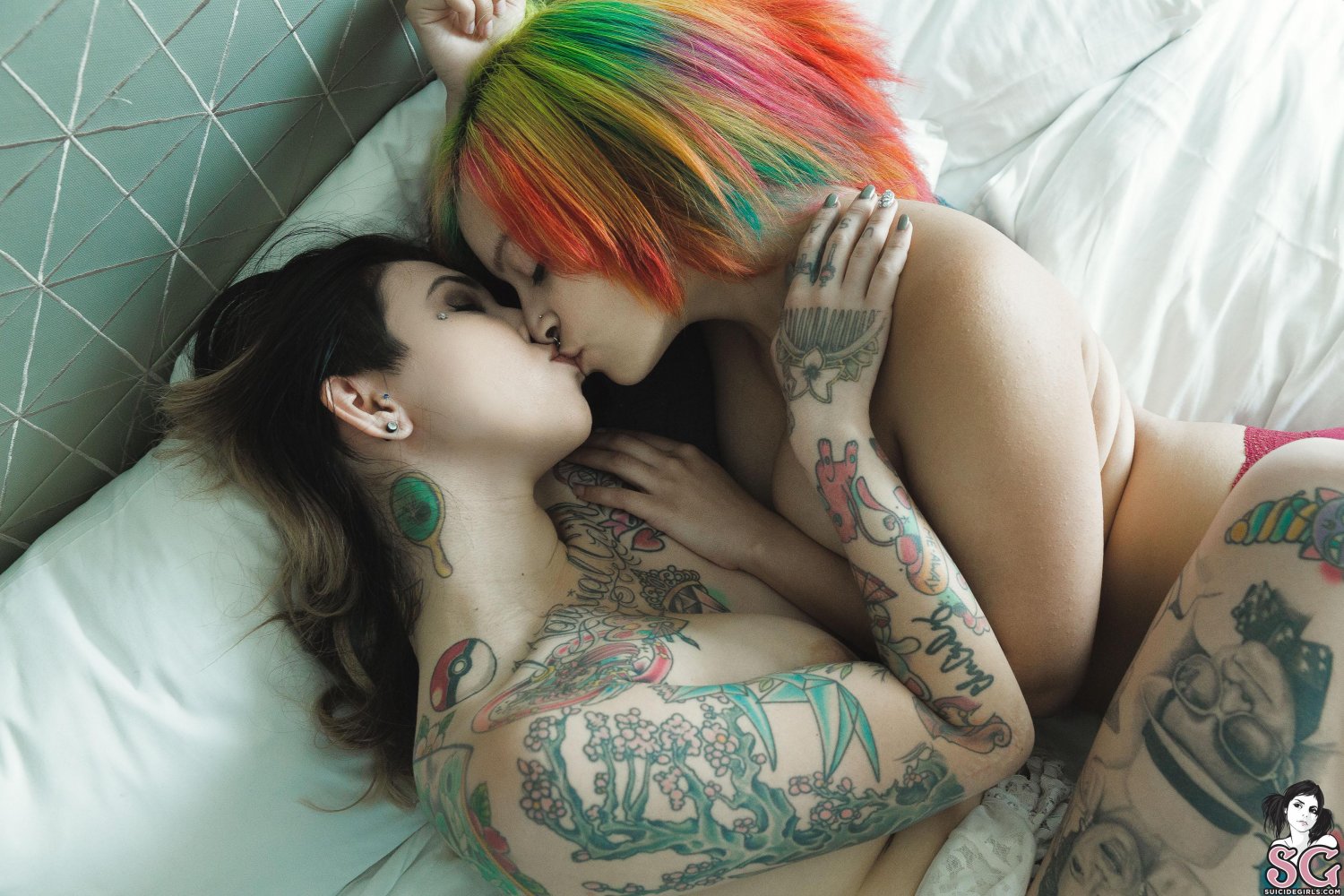 Lua/Nettuno-Il corpo incontra l'anima (Suicide Cuties) 38