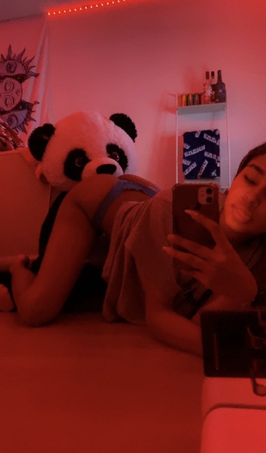 Bawdy Latina fuckmeat Backshots masturbieren 2