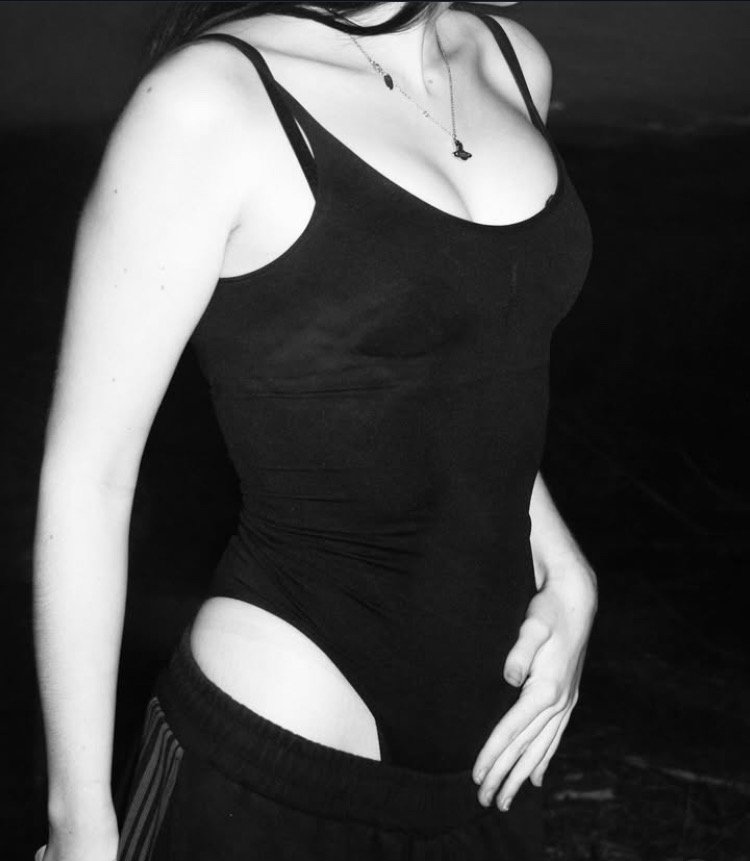 Slutty Starlet Wanted to Be Everyone's Secret 1