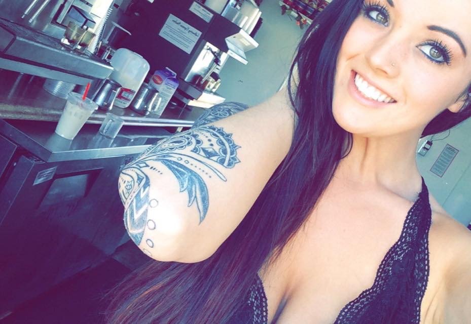 Ex-bikini barista Shaniah, de Spokane 1