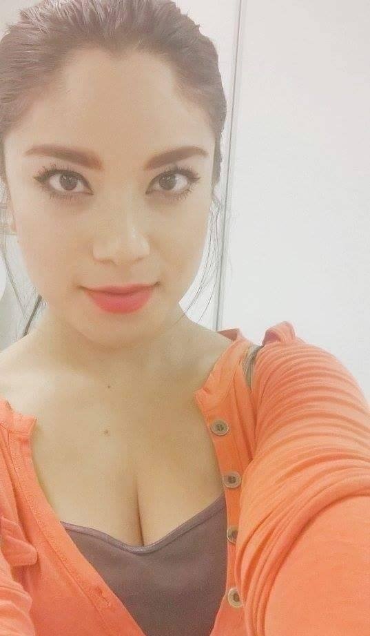 Bruna Mendes Shows Off Her Tempting Curves 10