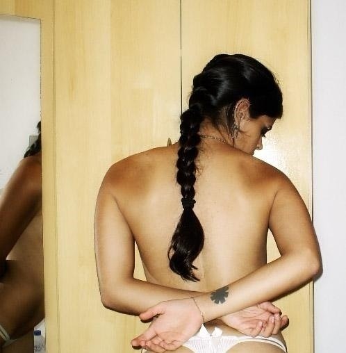 Sabrina de Bagé Uncovered—Brazilian Bombshell Teases in Private 6