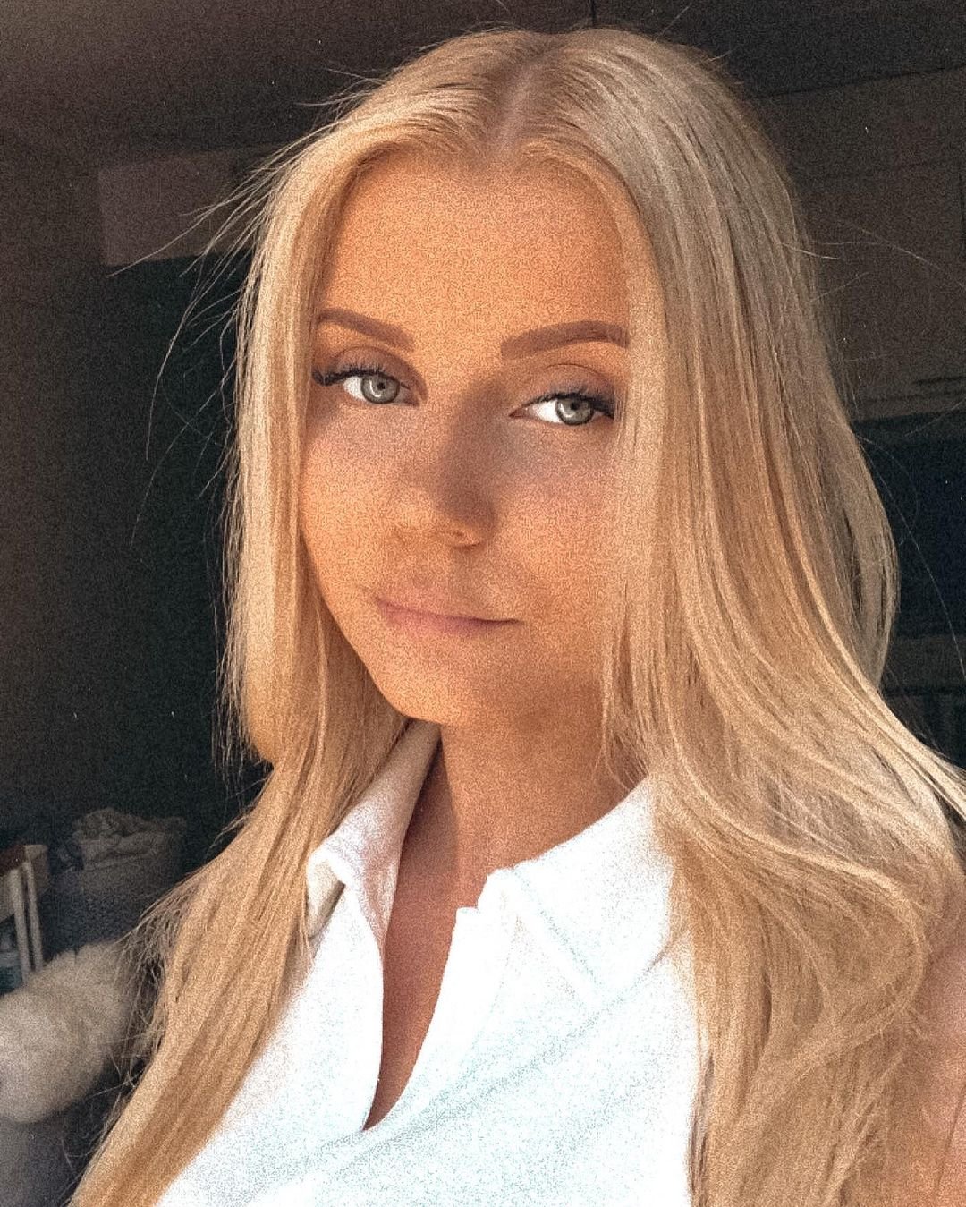 Mouth-Watering Finnish Vixen Emma Flaunts Her Bikini Body 5