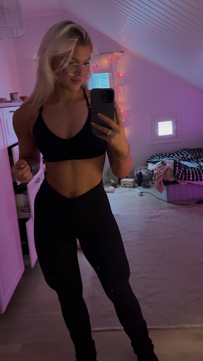 Matleena, la deliziosa gnocca finlandese del fitness 23