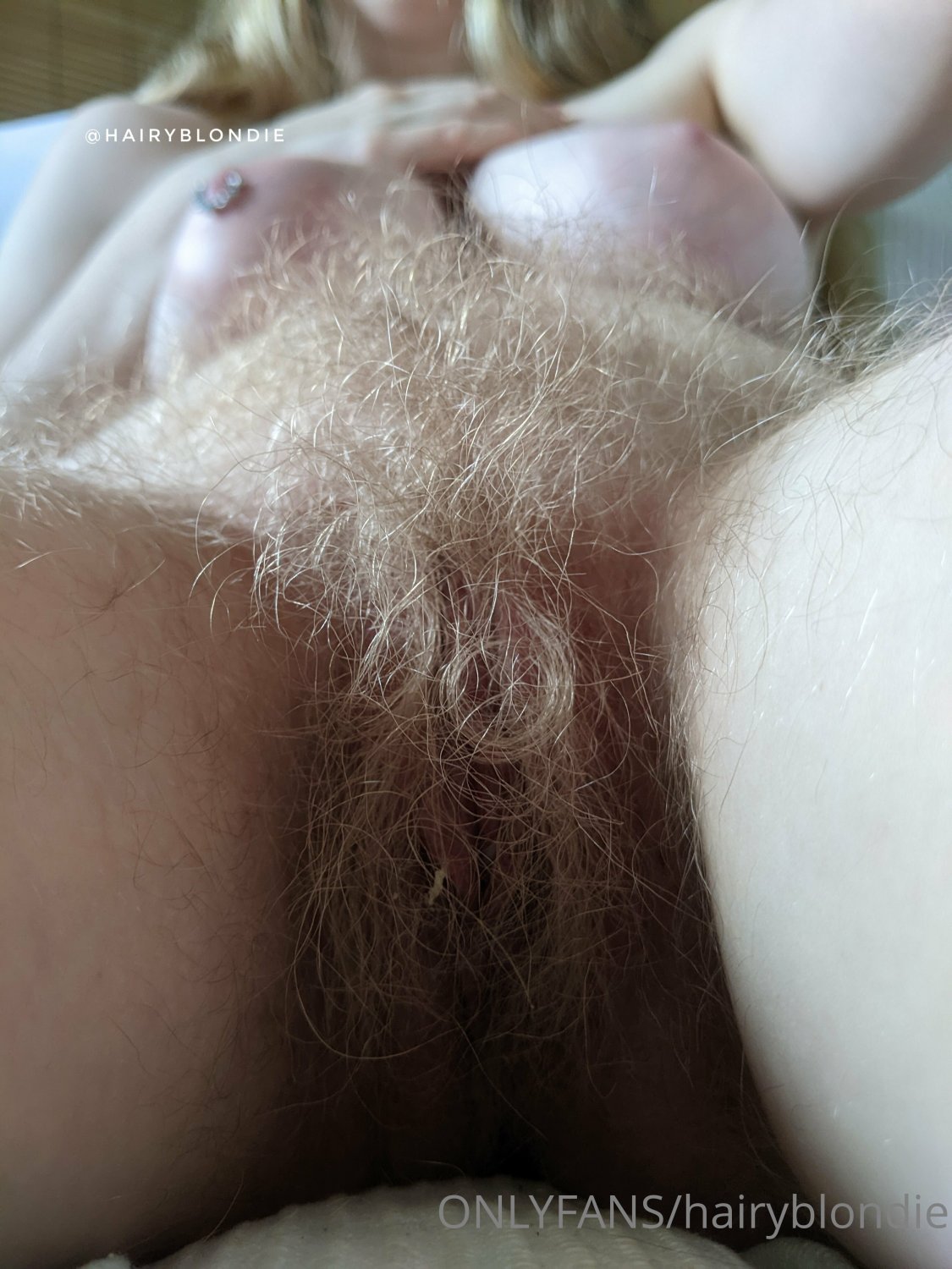Hairy Babe Plays with Her Juicy Pussy in a Kinky Fetish Session 20