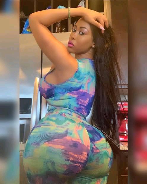 モリアのビッグチットとラウンドアスが毎突きでバウンス 46