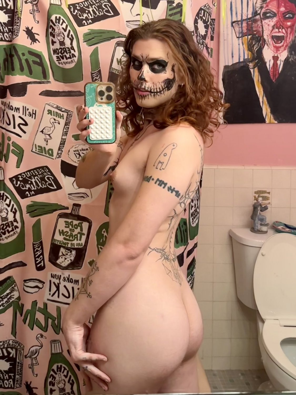 Blondie caught mid-pose in a very revealing moment 6