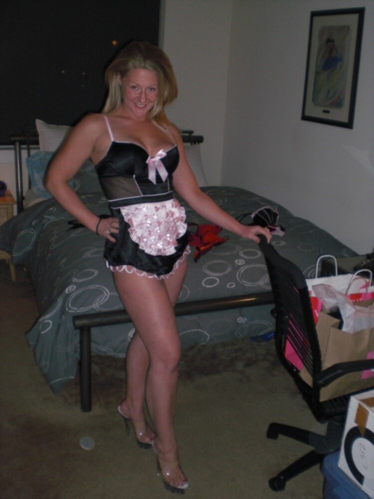 サルトリーMILFが生のアマチュアアクションでシックBBCをむさぼる 17