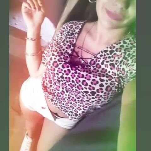 Shy Babe Shows Off Her Curves In Selfie Strip 4