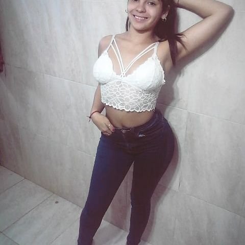 Shy Babe Shows Off Her Curves In Selfie Strip 10