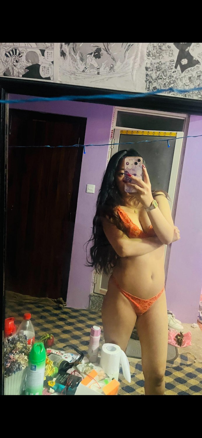 Kalpana’s Leaked Selfie Game Is Strong 27