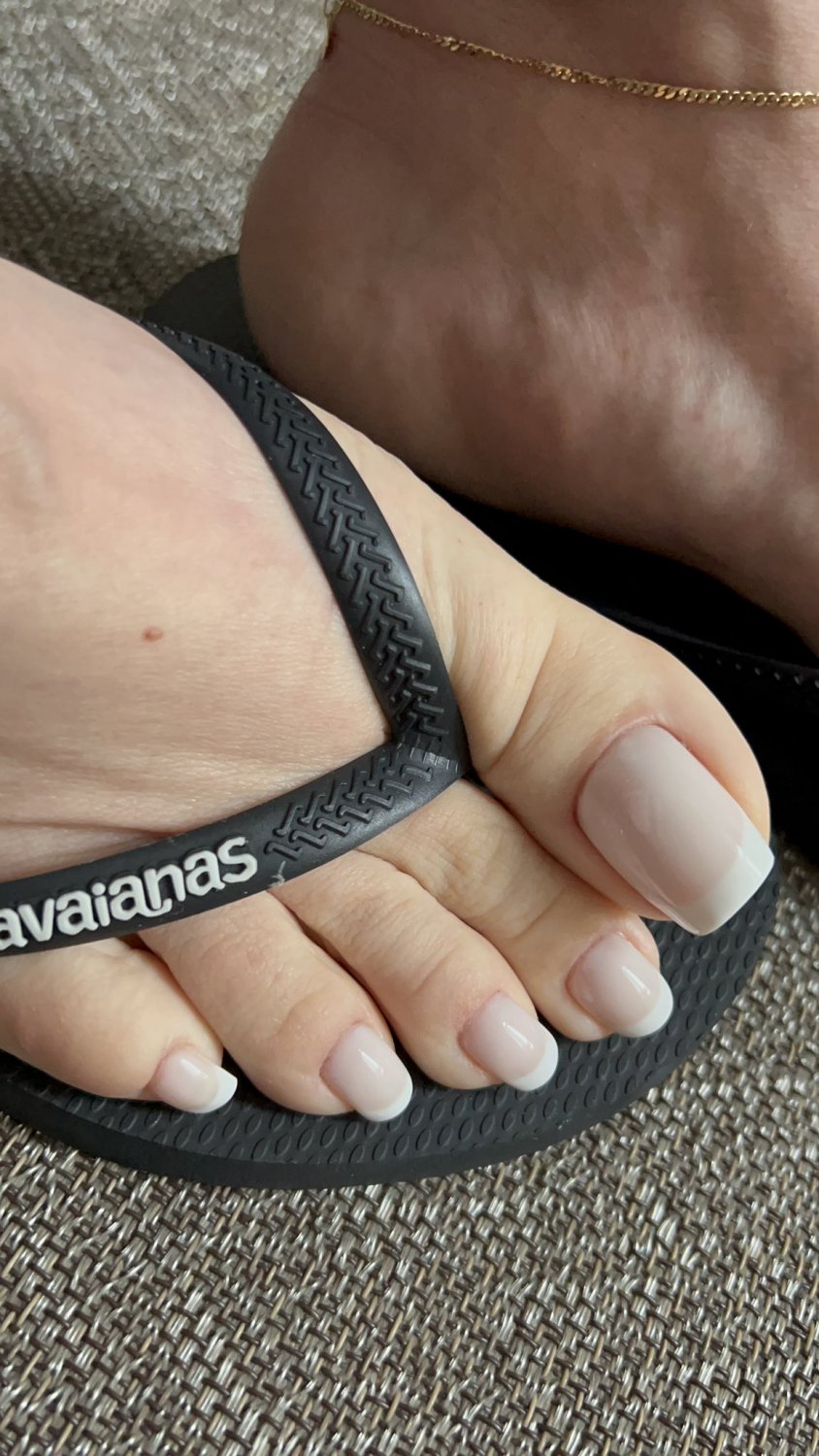 Gr@zy Babe Ready to Drive You Mad With Lust 5