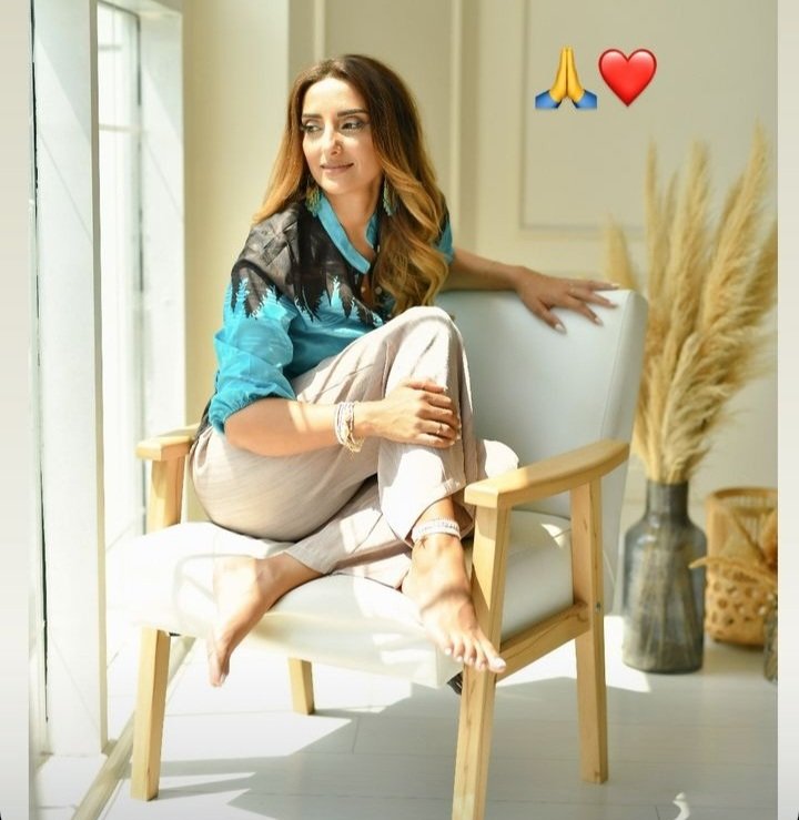 Deliziosa pedicure glamour per i piedi Mrs. 7