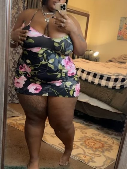 Inky Cheekzz Twerks That Booty Like a Dream 9