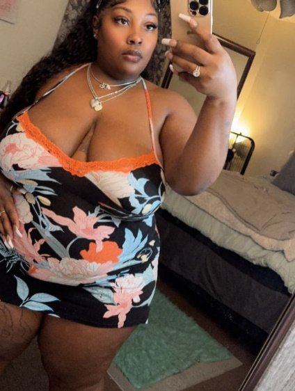 Inky Cheekzz Twerks That Booty Like a Dream 29