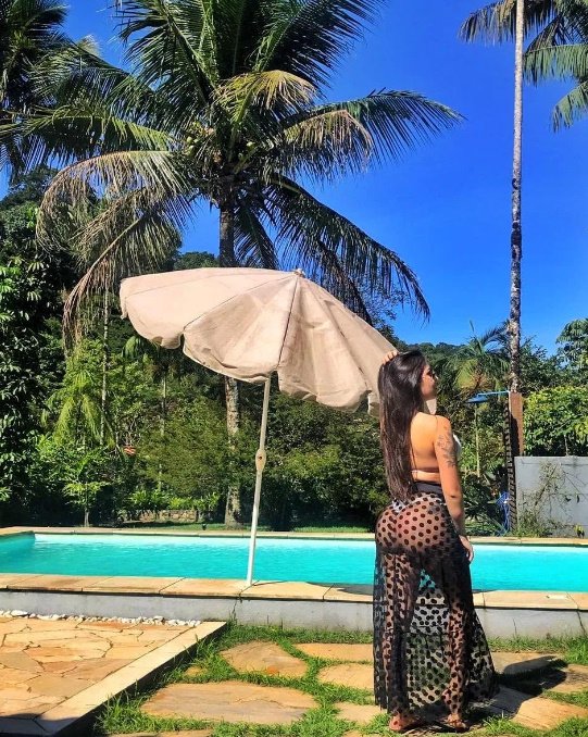 Caah Almeida Drops a Steamy Selfie Session 2