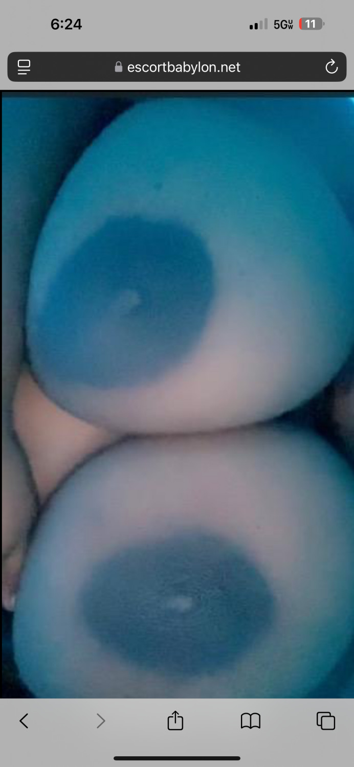 Thick Black Beauty Craves a Deep Ride 3