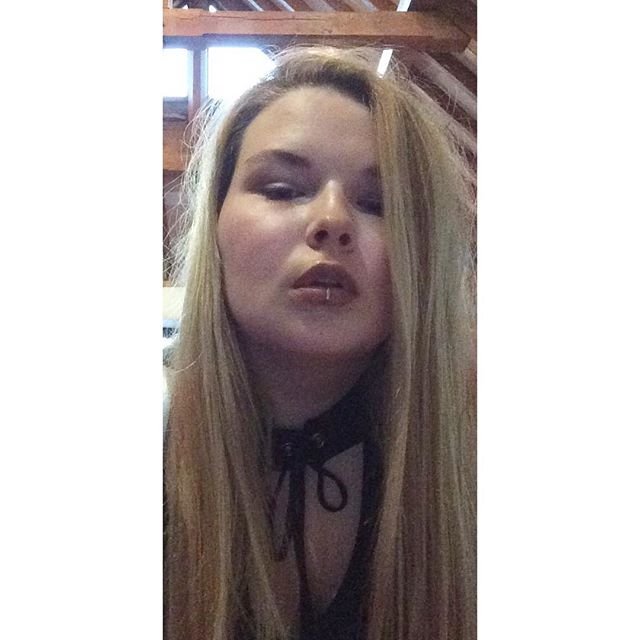 7eb1012a-1e20-4598-aa94-048ab0592354 2