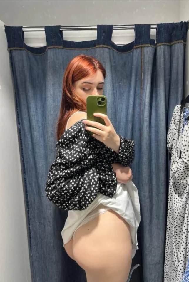 Çekici fahişe, çıplaklarını senin olgunların için takas ediyor, kik bigg_d_adi 1