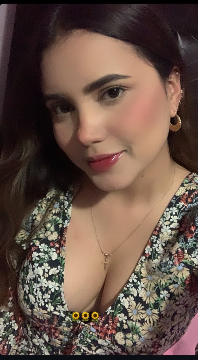 Jocelyn de Tampico y sus grandes tetas colgantes 12