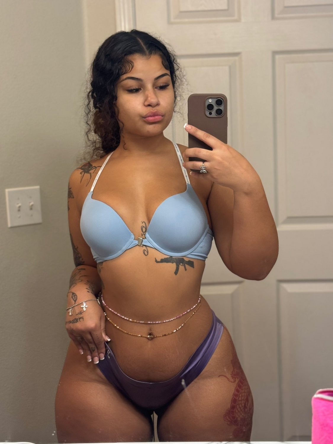 Hidden Treasure Tape — She Didn't Know It Was This Hot 3