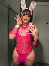 Il buco del culo spesso di un femboy è così bello 1