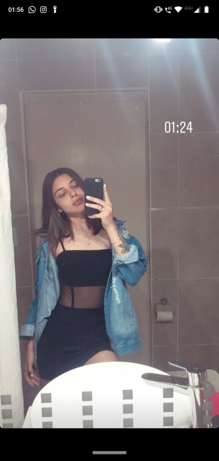 She’s Gorgeous and Begging for It 8