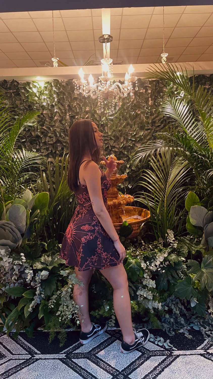 Haben Sie auf den Fotos etwas erkannt? lol Eine weitere Hure, die sich leicht verkaufen lässt 2