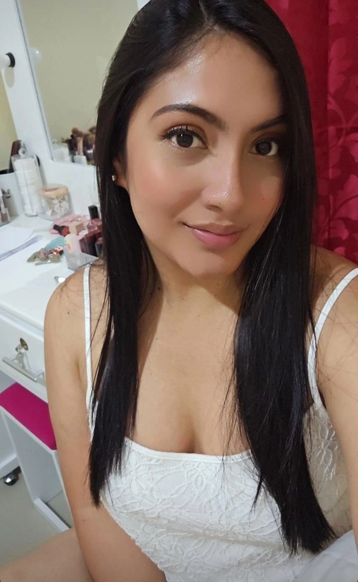 Latina Glenda hanno geniale TITS (no nudo) 19