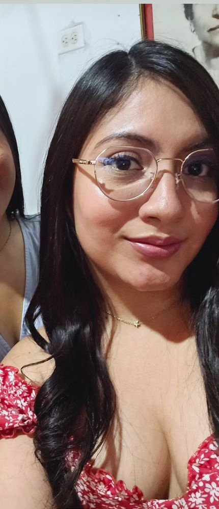 Latina Glenda hanno geniale TITS (no nudo) 20