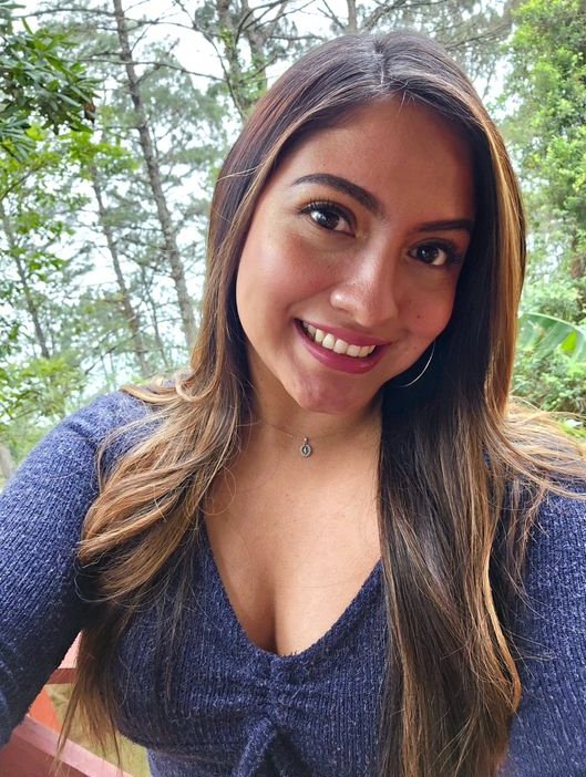 Latina Glenda hanno geniale TITS (no nudo) 24